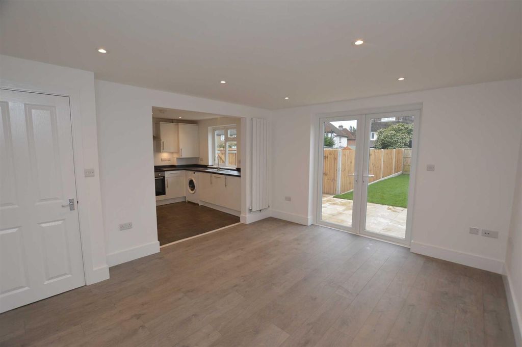 Property photo 2 of 10 Reception Room