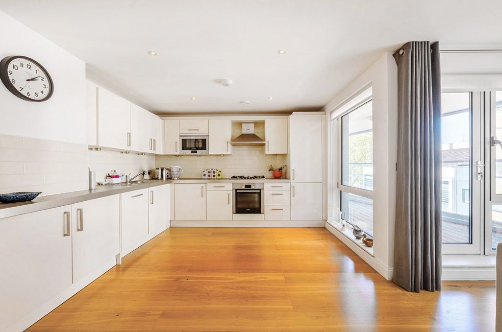Property photo 3 of 14 Picture No. 04