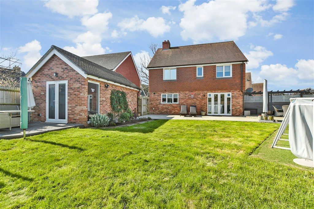 Property photo 2 of 25 Rear Garden