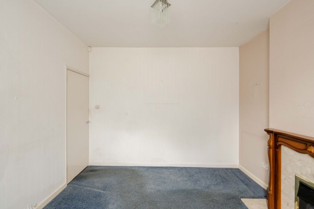 Property photo 3 of 16 Photo 3