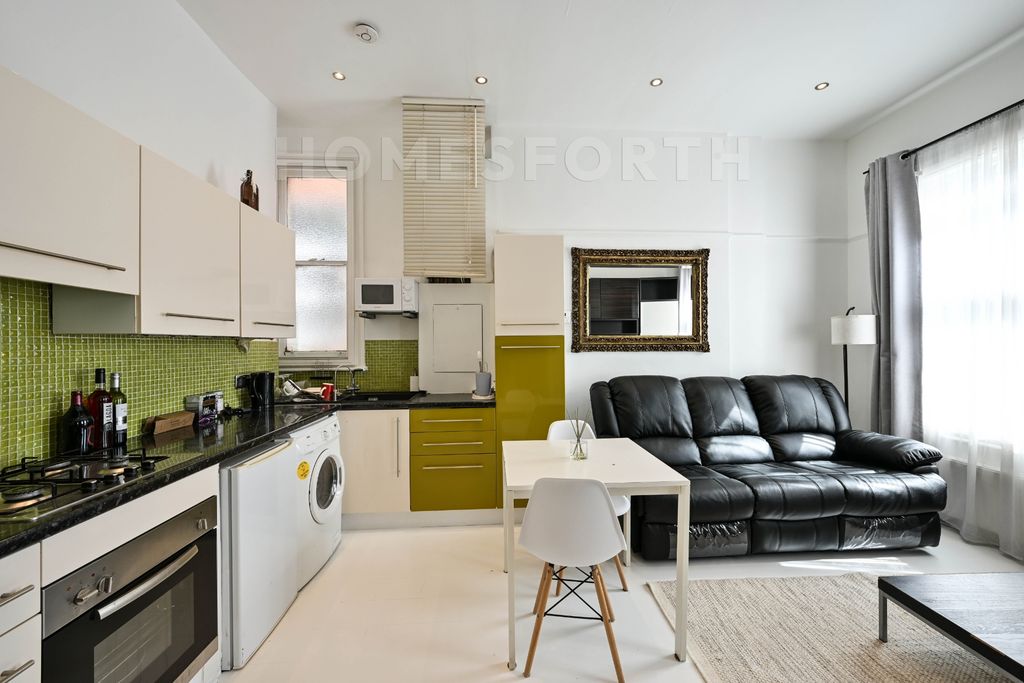 Property photo 2 of 16 Photo 6