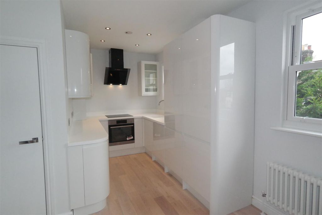 Property photo 3 of 23 3