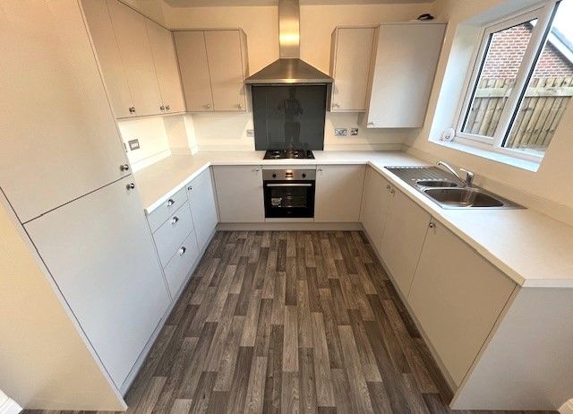 Property photo 2 of 12 5