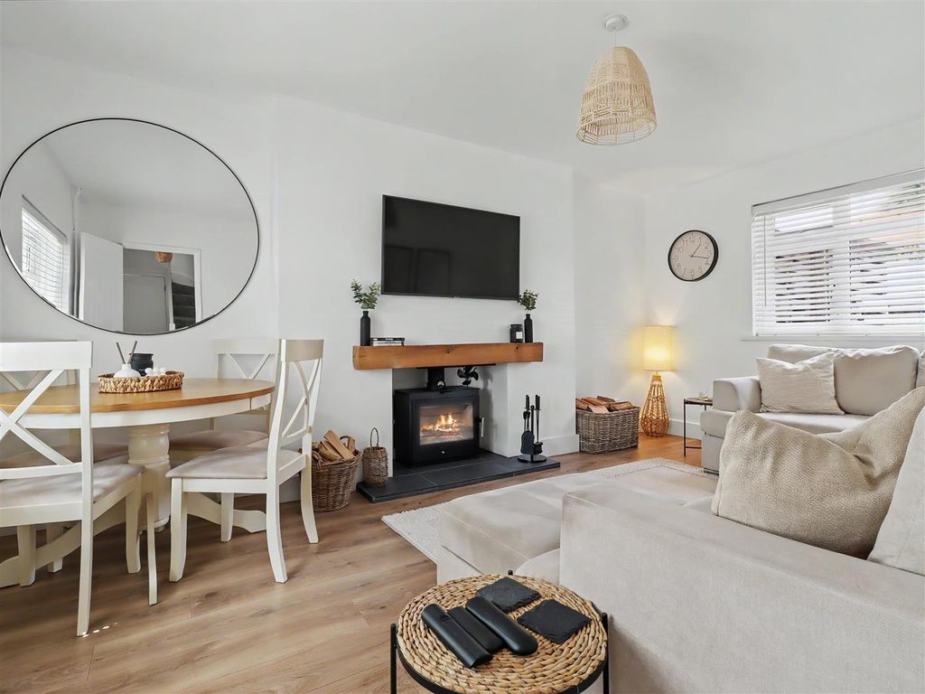 Property photo 3 of 24 Sitting Room