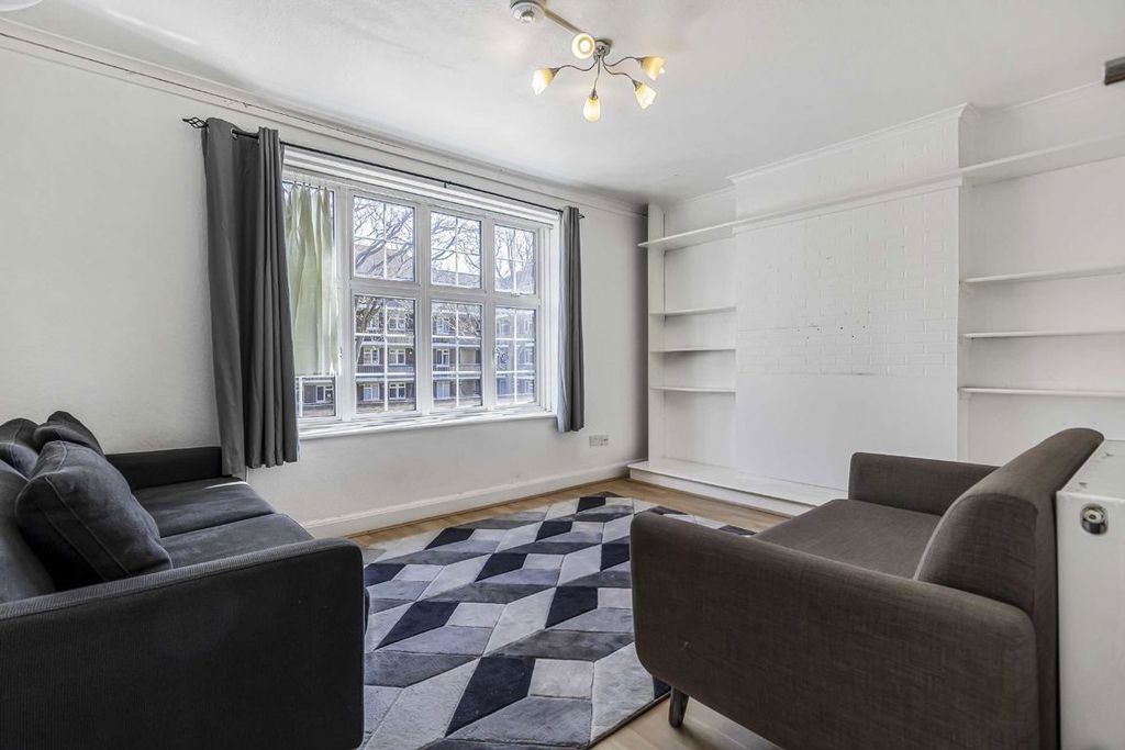 Property photo 2 of 5