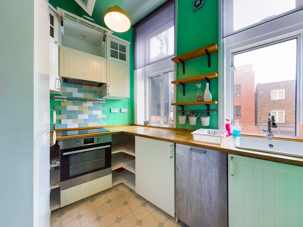 Property photo 3 of 9