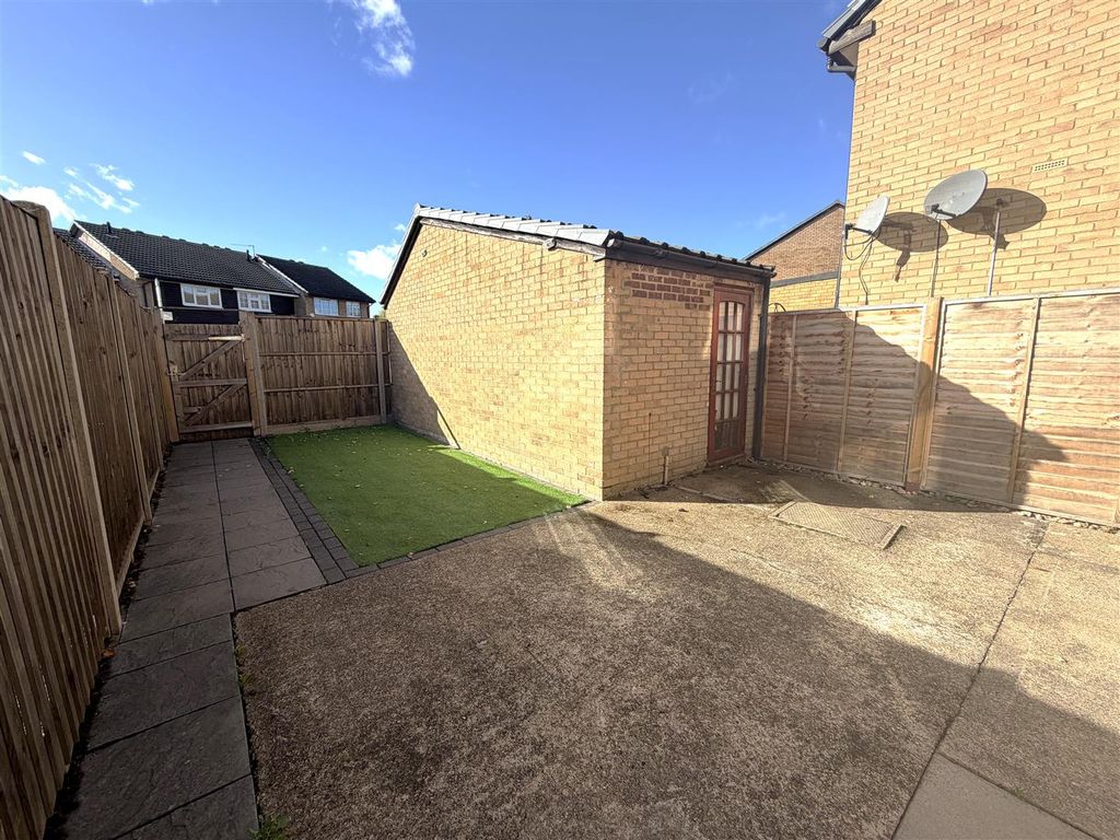 Property photo 3 of 15