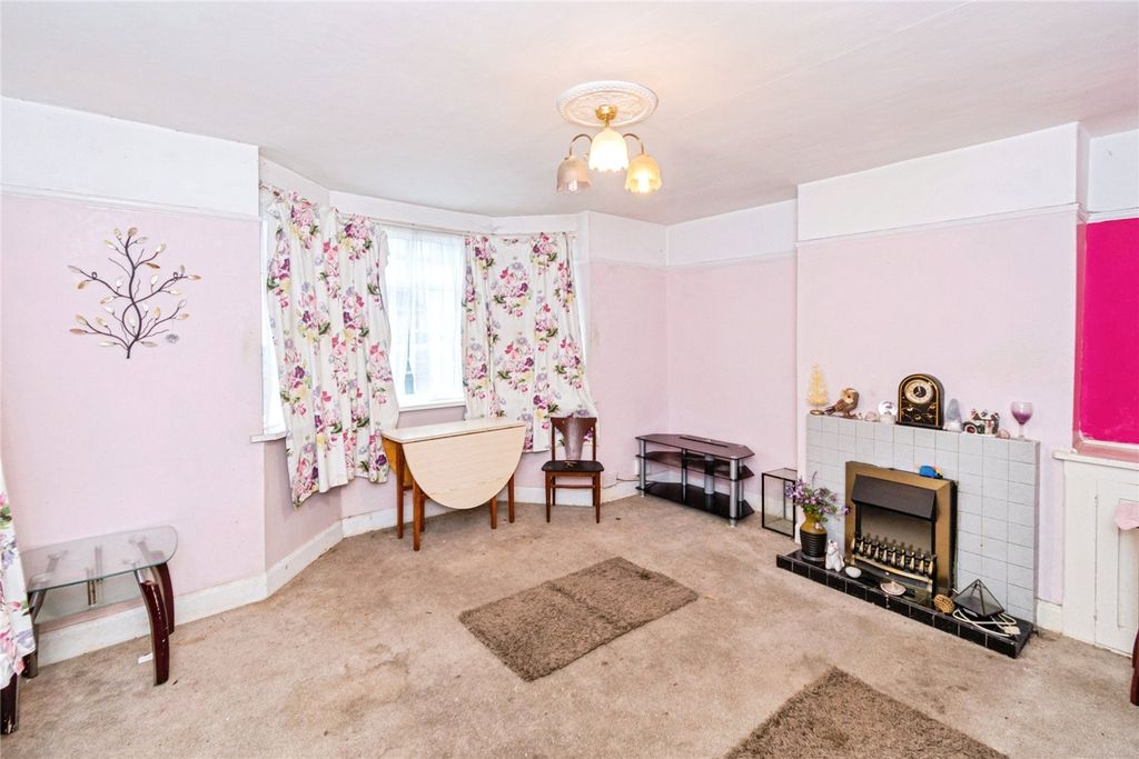 Property photo 2 of 13 Picture No. 08