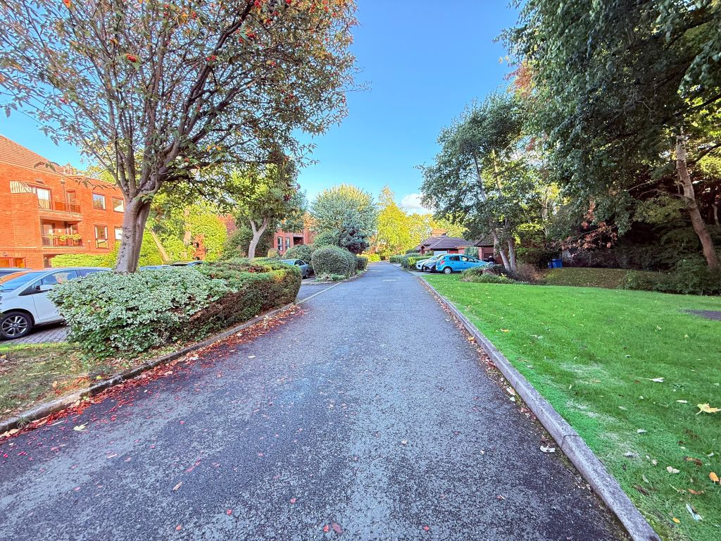 Property photo 3 of 14