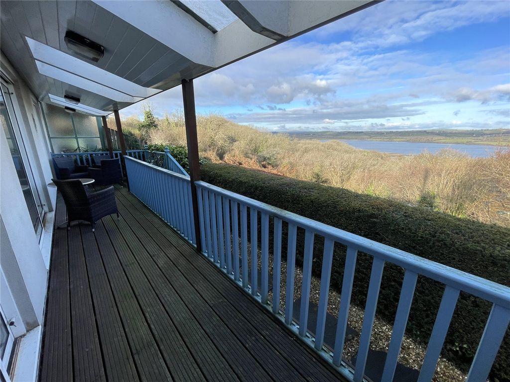 Property photo 2 of 14 Picture No. 06