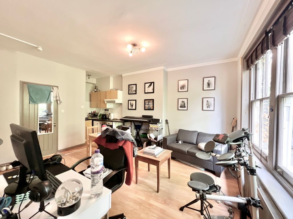 Property photo 2 of 10 Gallery