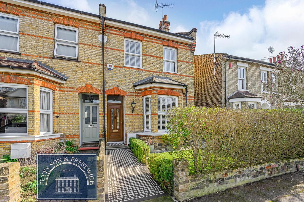 Property photo 1 of 22 Front (Exterior)