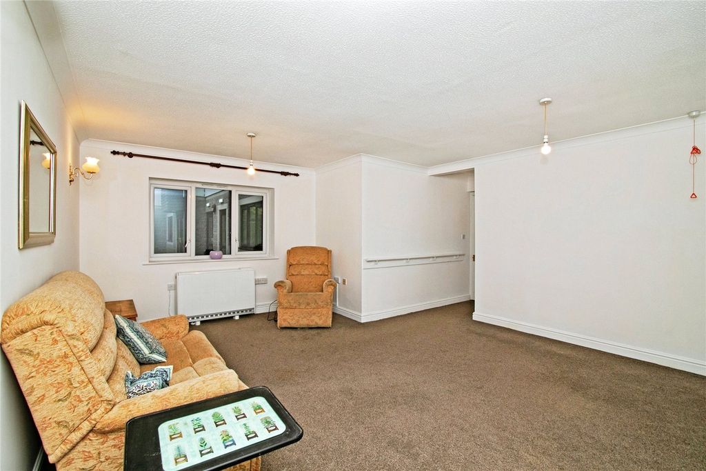 Property photo 3 of 12 Picture No. 12