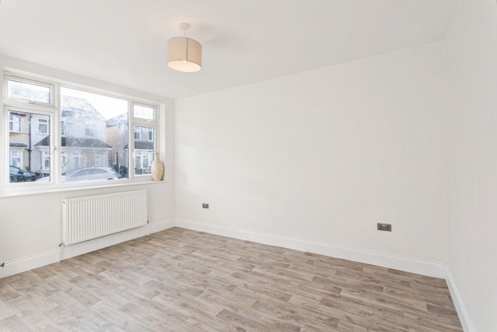 Property photo 3 of 20 Reception Room