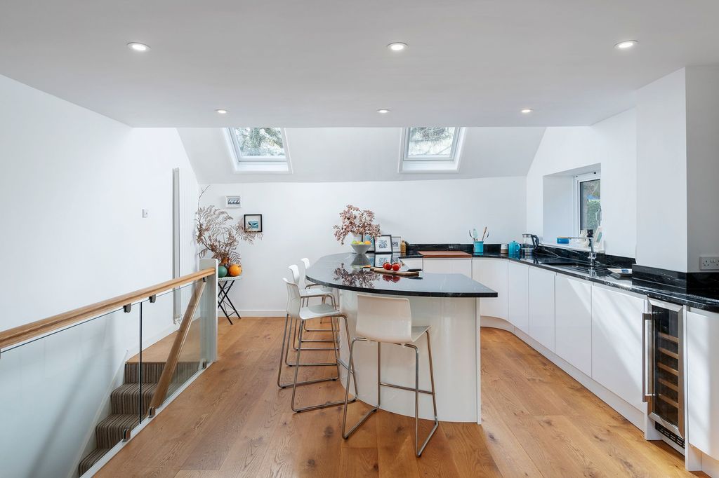 Property photo 3 of 14 Kitchen_4 The Quay, Tuckenhay