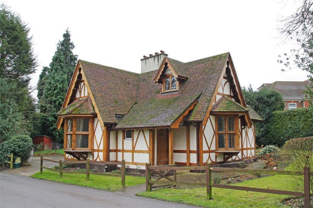 Property photo 1 of 9 Image