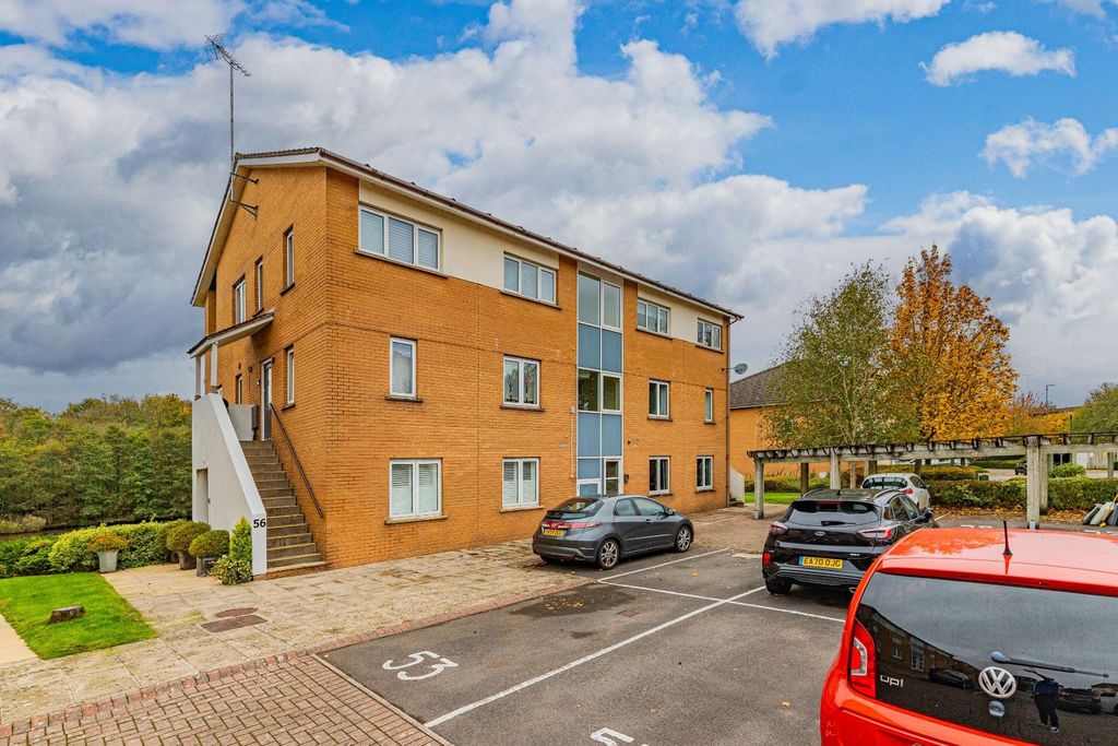 Property photo 1 of 9 Grangemoor Court 59-1.Jpg