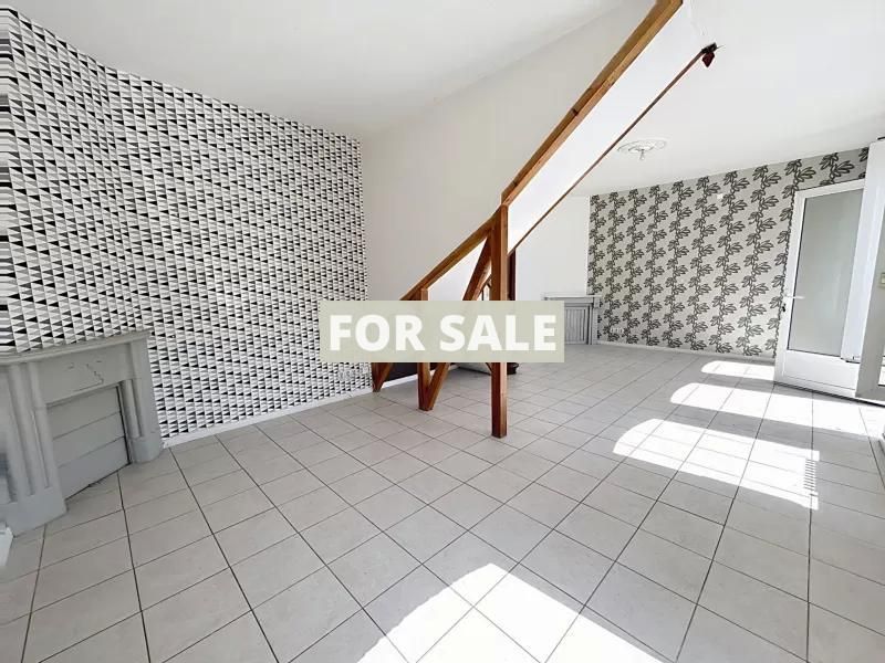 Property photo 3 of 12