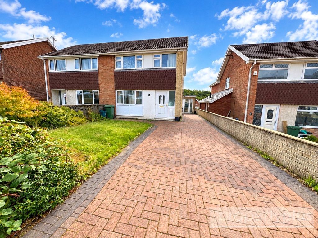 Property photo 1 of 15 Picture No. 01