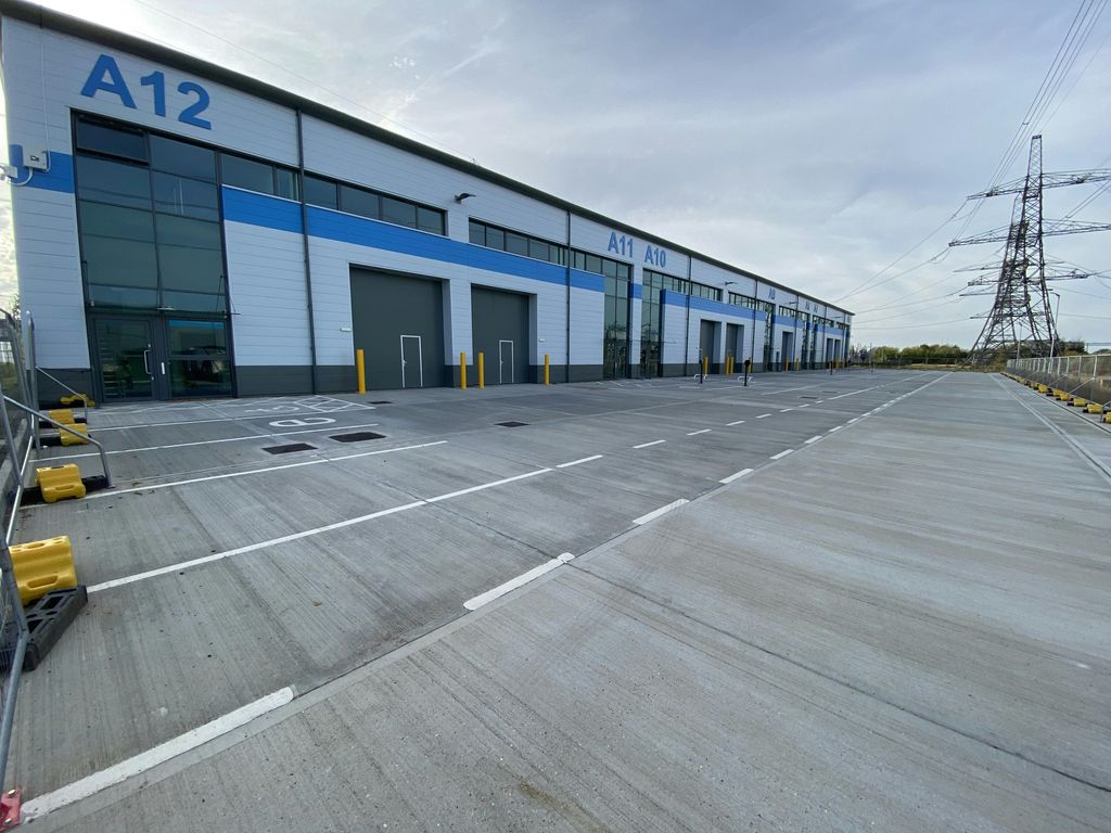 Property photo 2 of 14 A12 To A6 Logicor External.Jpg