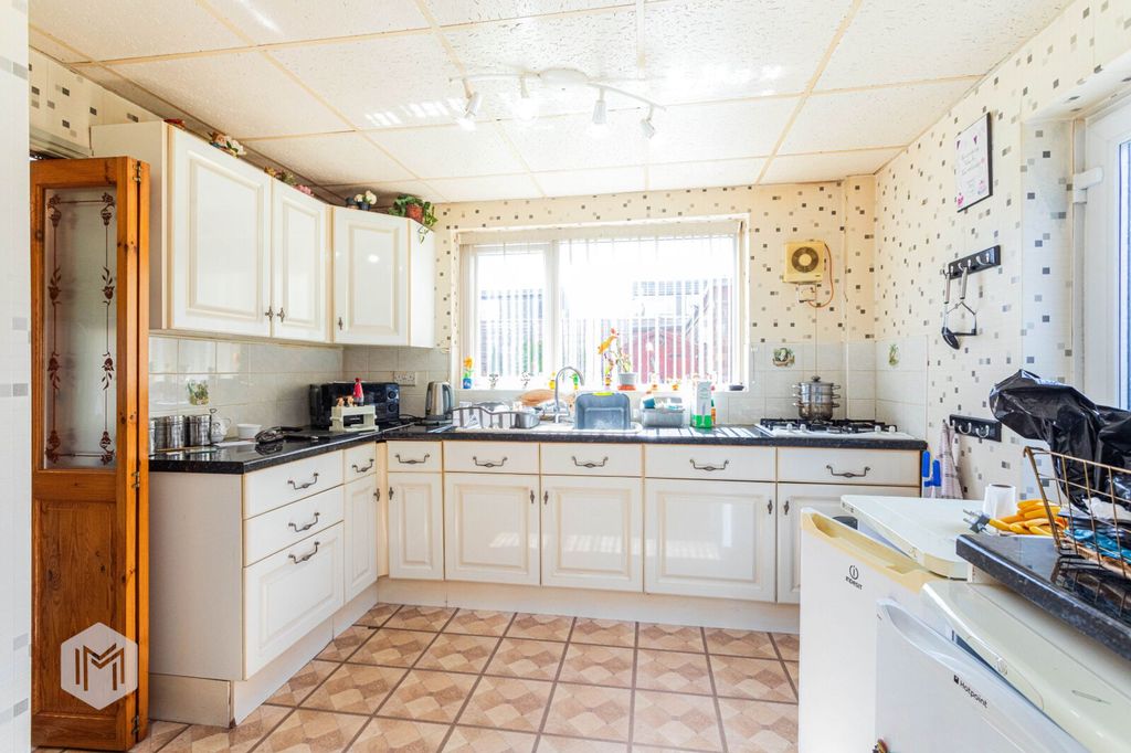Property photo 2 of 21 Picture No. 08