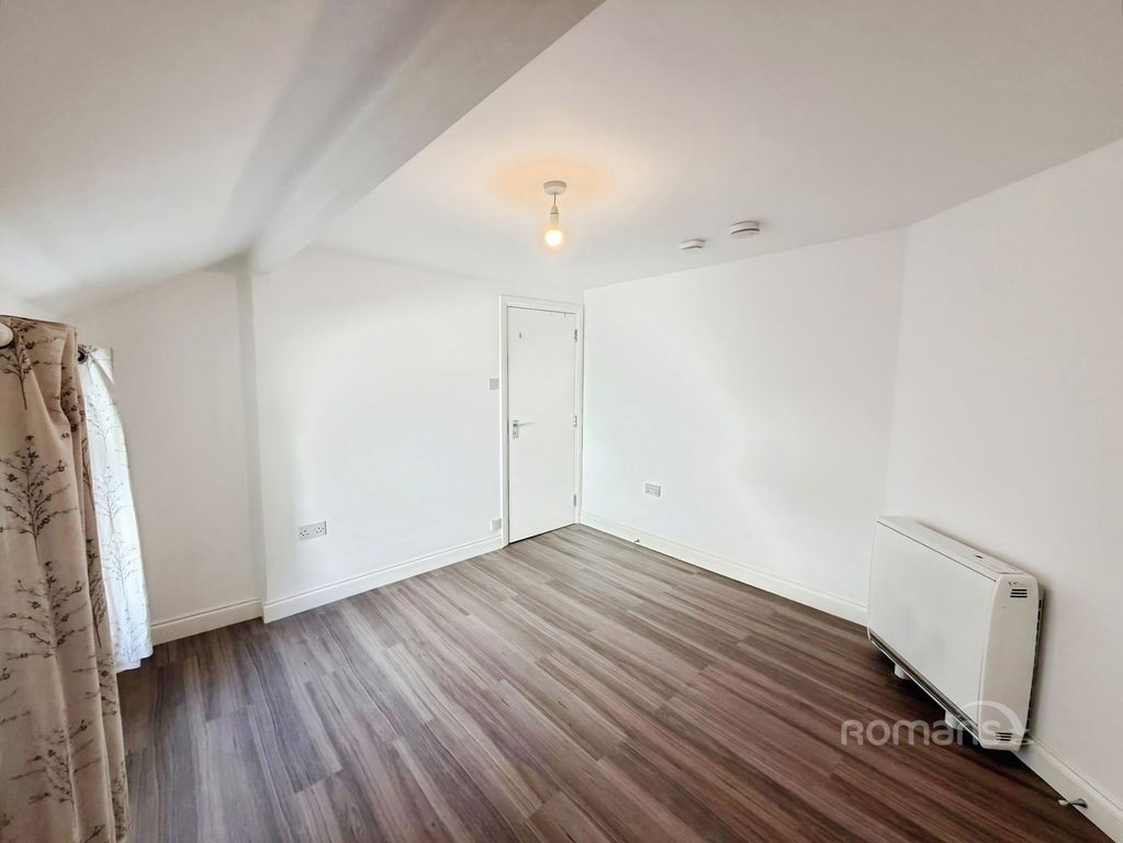 Property photo 2 of 6 Pbox-Img.Jpg