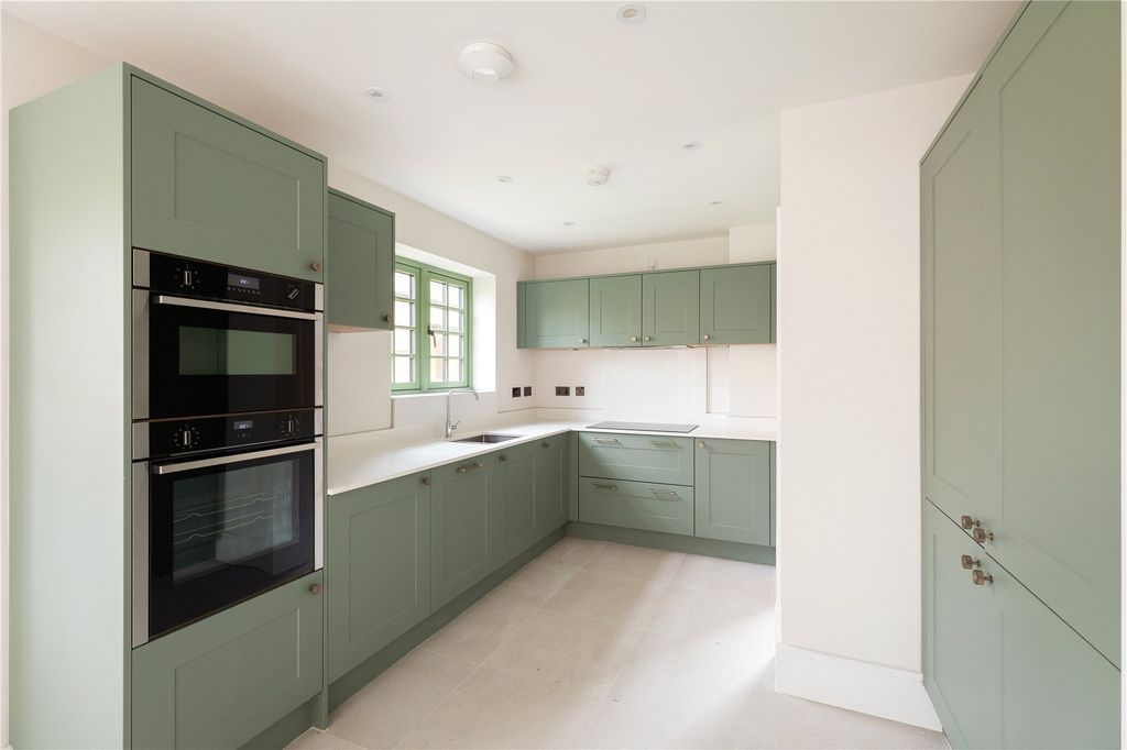 Property photo 2 of 15 Picture No. 05