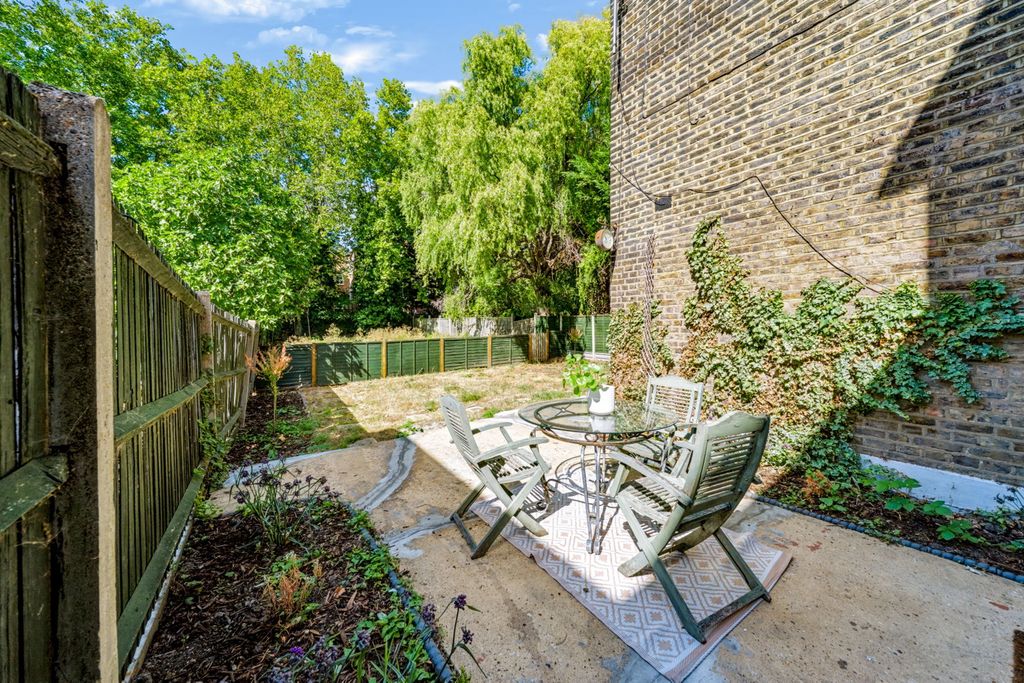 Property photo 3 of 9
