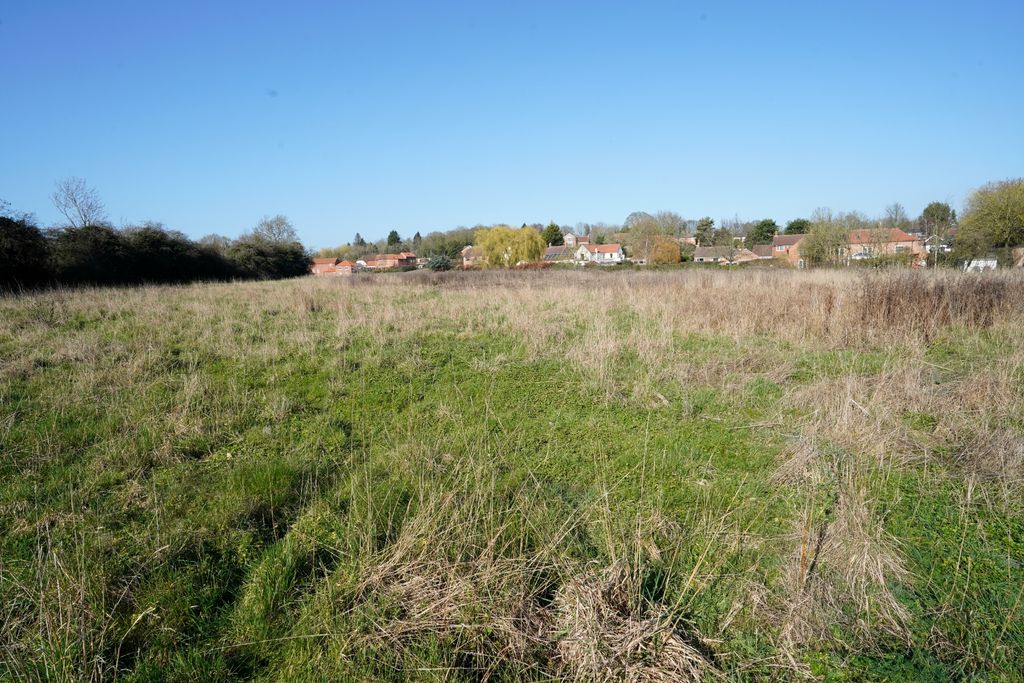 Property photo 3 of 5 Photo 3