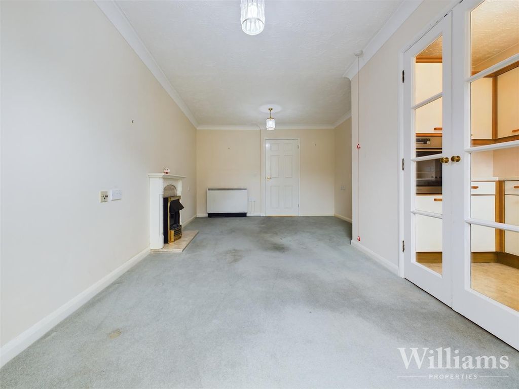Property photo 3 of 9 Cam02861G0-Pr0324-Still008.Jpg