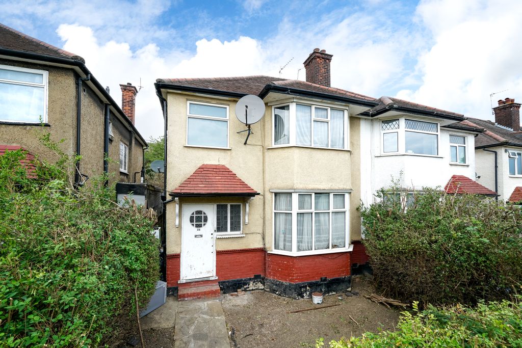 Property photo 1 of 19