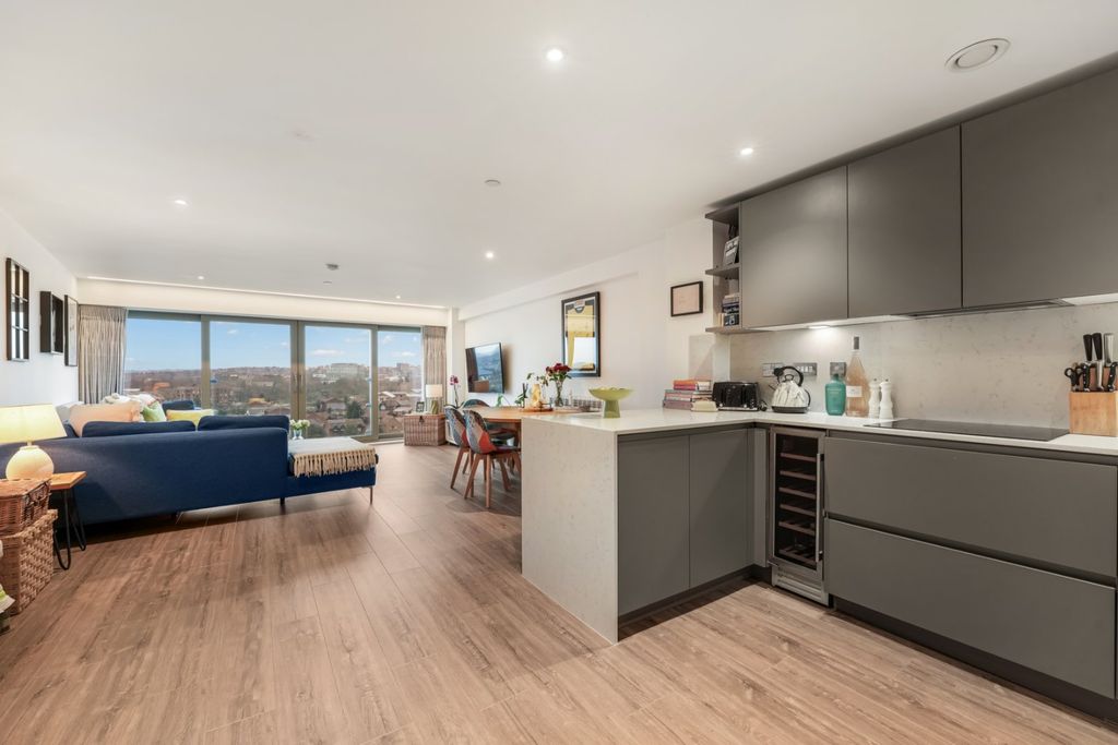 Property photo 3 of 18 Picture No. 03