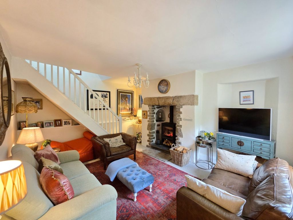 Property photo 2 of 17 5270591