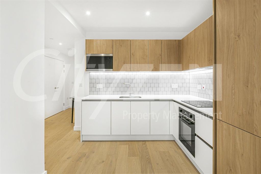 Property photo 2 of 37 Kitchen