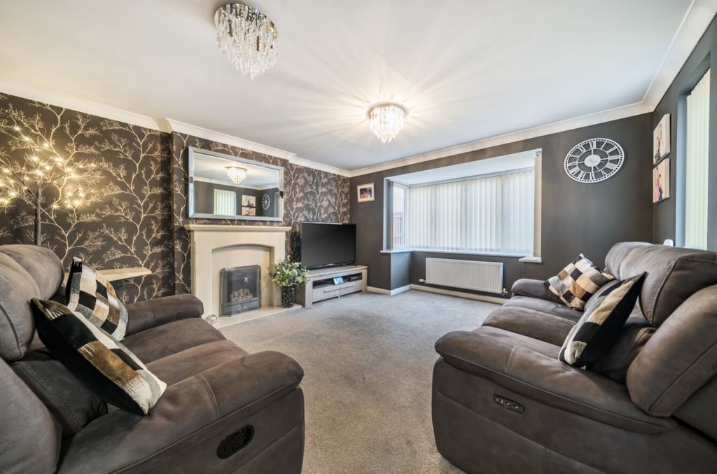 Property photo 2 of 31 1425247-25-69Ab2B01325ce