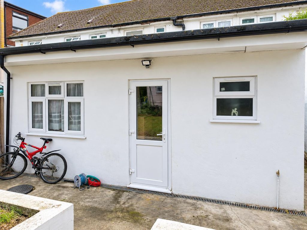 Property photo 3 of 9 5.Png