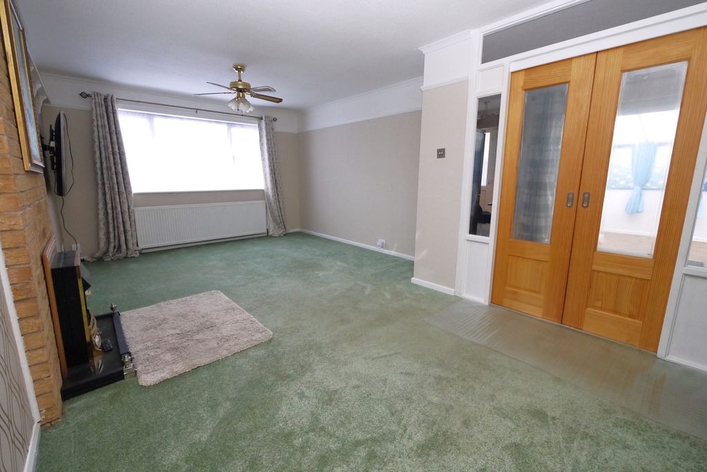 Property photo 2 of 14 2