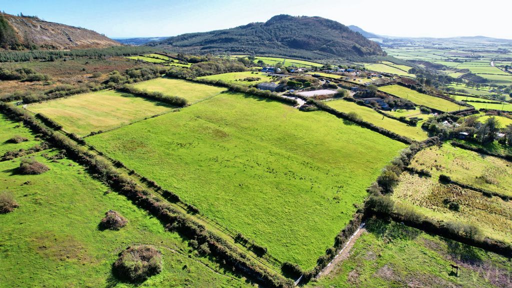 Property photo 2 of 16 Land Aerial