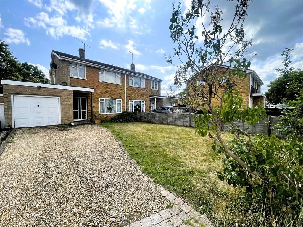 Property photo 1 of 24 Picture No. 01