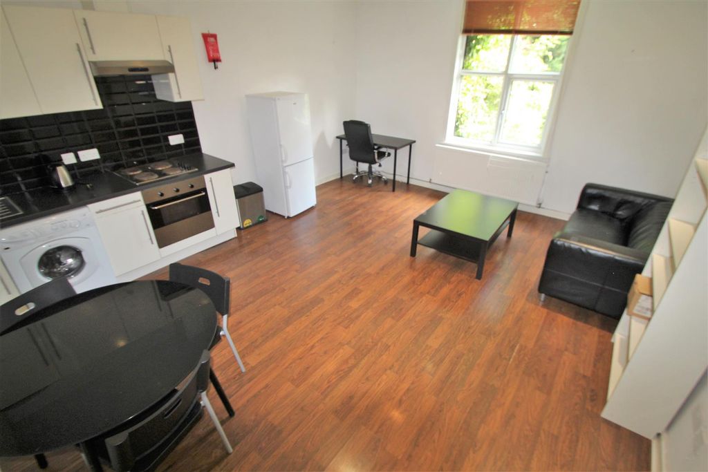 Property photo 2 of 5 Property Photo