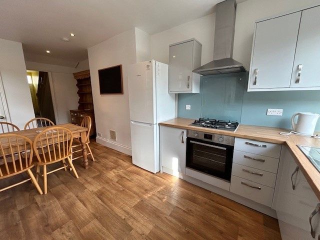 Property photo 2 of 18 10