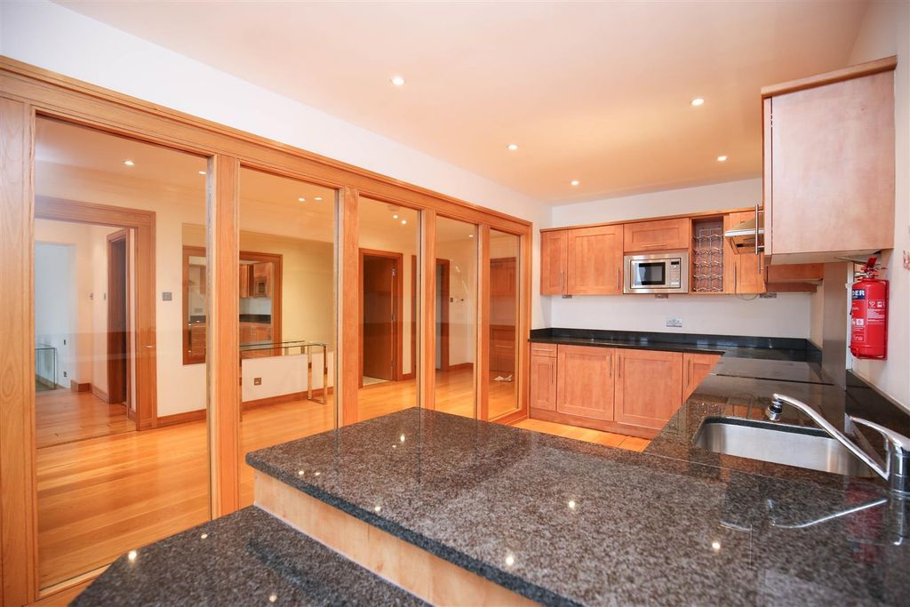 Property photo 2 of 14 3 Murton 6.Jpg