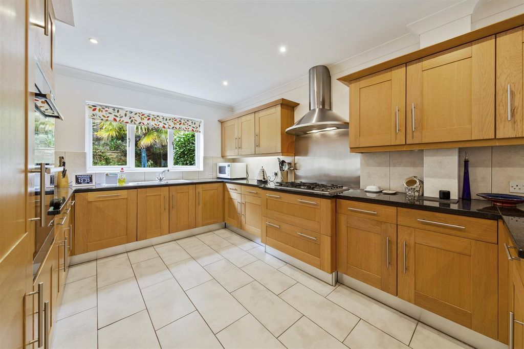 Property photo 3 of 39 1Achurchstweb23.Jpg
