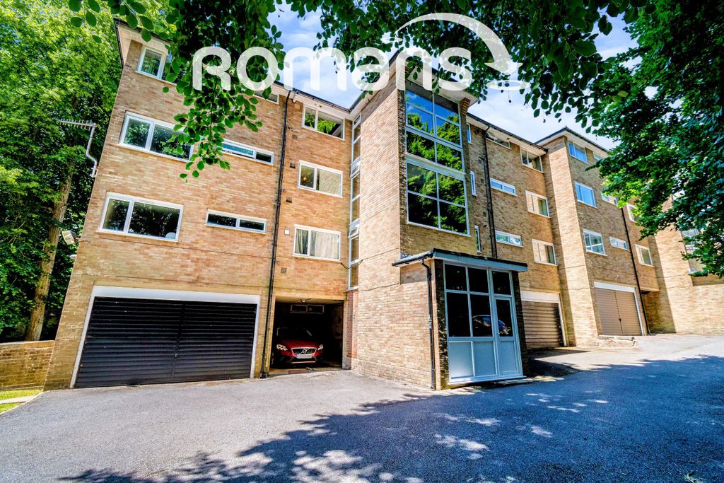 Property photo 1 of 10 1