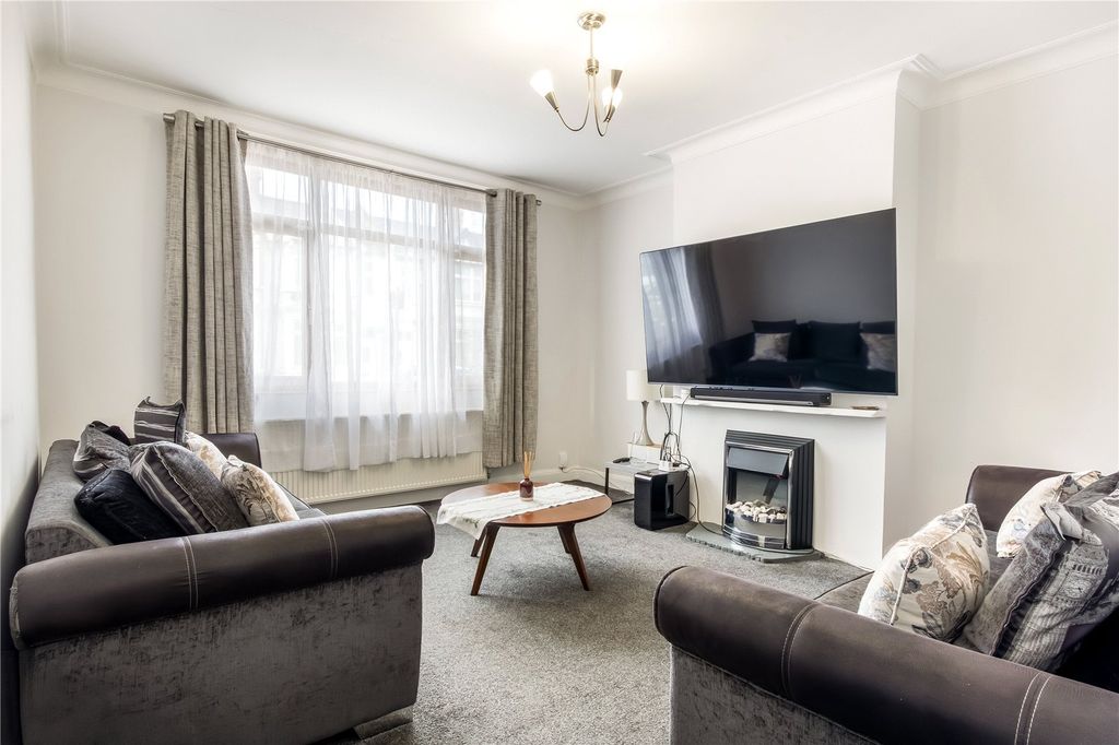 Property photo 2 of 20 Picture No. 54