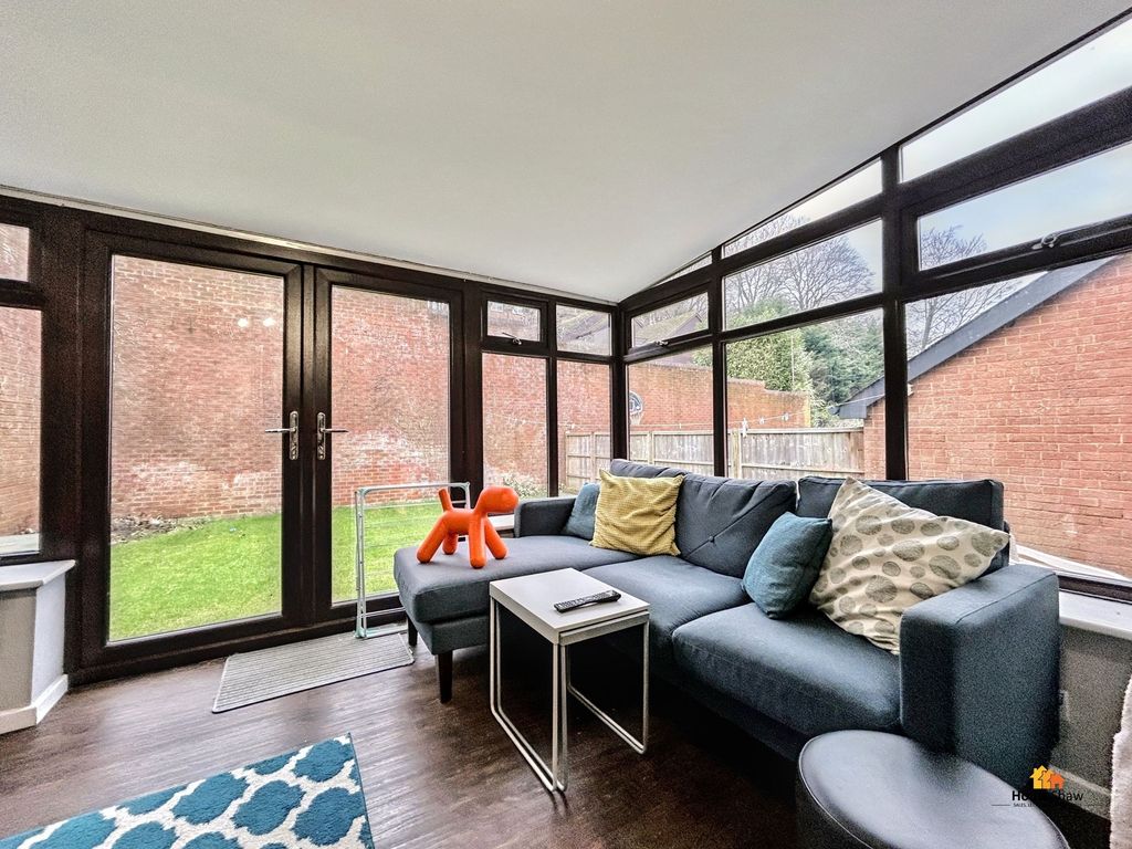 Property photo 3 of 7 Communal Living Room