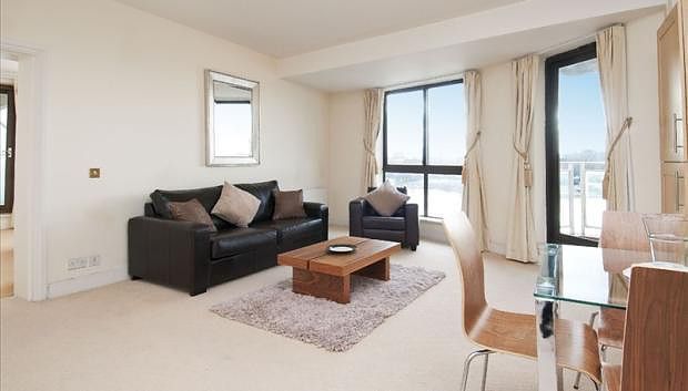 Property photo 3 of 5 (Main)