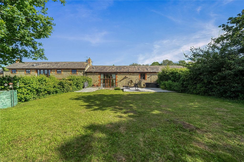 Property photo 3 of 25 External View