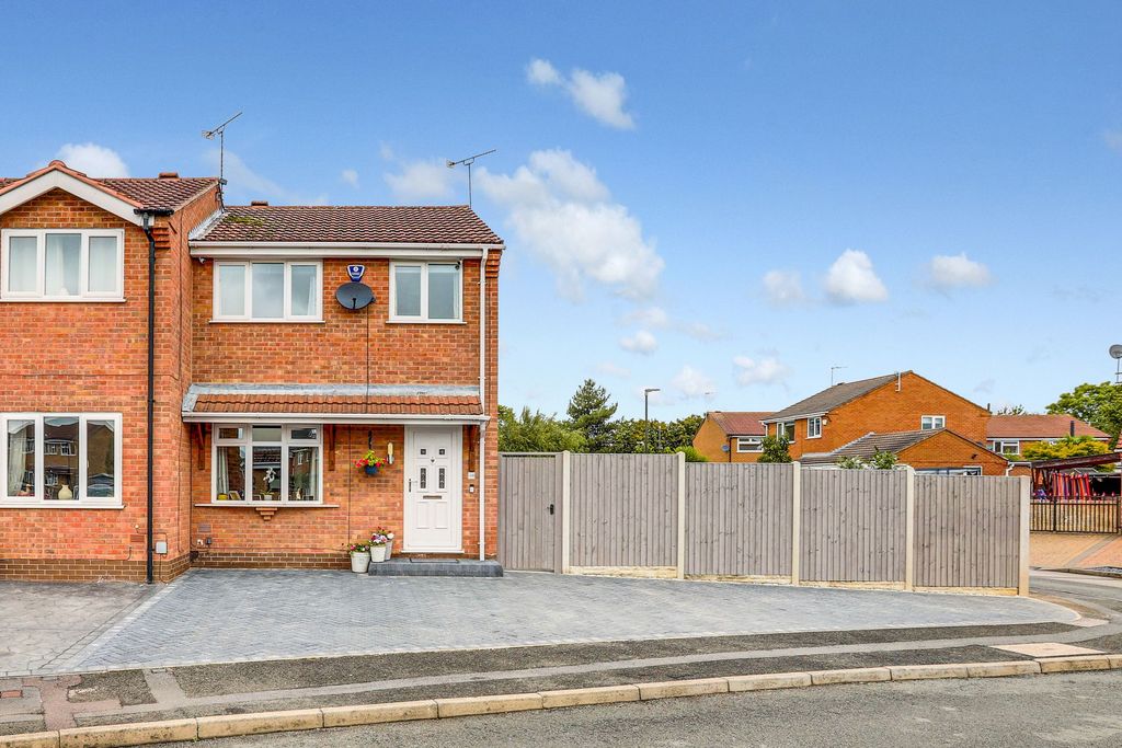 Property photo 1 of 22