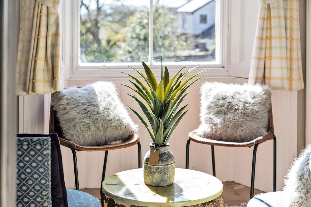 Property photo 3 of 30 Image